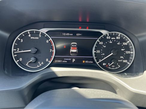 Used 2025 Nissan Rogue SV image 19