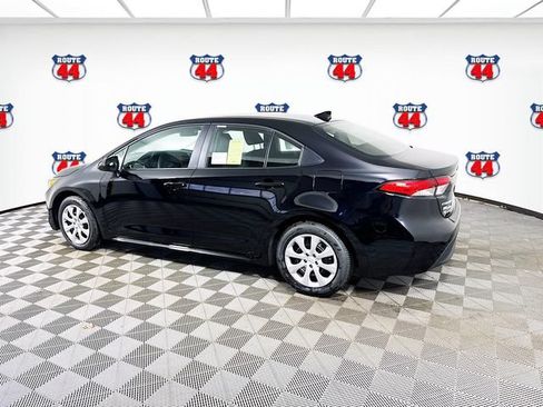 Certified 2025 Toyota Corolla LE FWD image 6