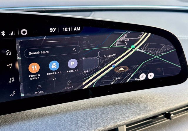 Used 2023 Lucid Air Touring AWD/4WD image 22