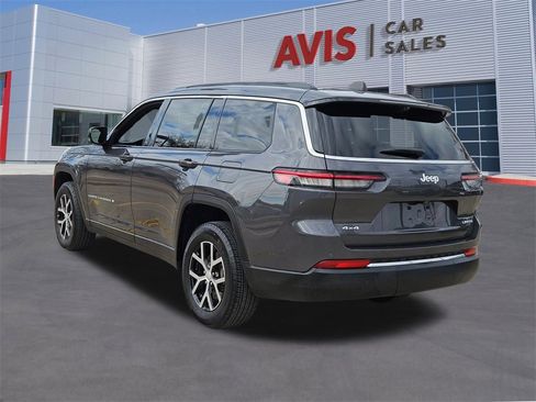 Used 2024 Jeep Grand Cherokee L Limited w/ Luxury Tech Group II image 3