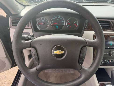 Used 2016 Chevrolet Impala LTZ image 14