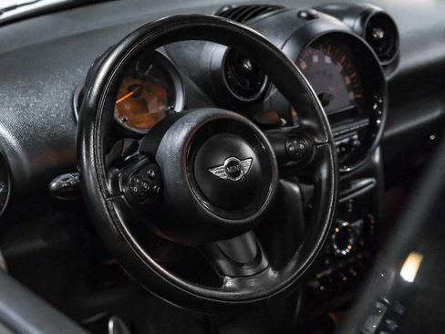 Used 2015 MINI Cooper Countryman S image 13