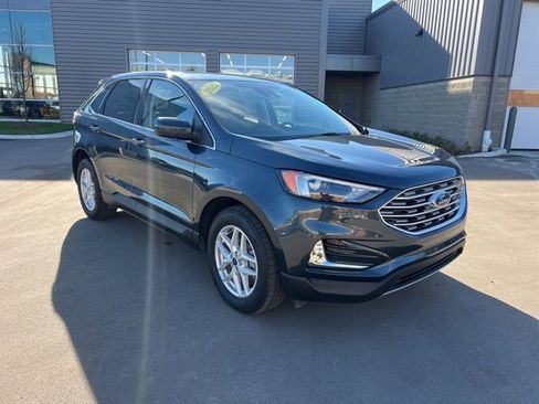 Used 2022 Ford Edge SEL image 3