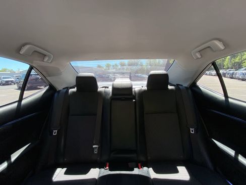 Used 2017 Toyota Corolla SE w/ Body Protection Package FWD image 24