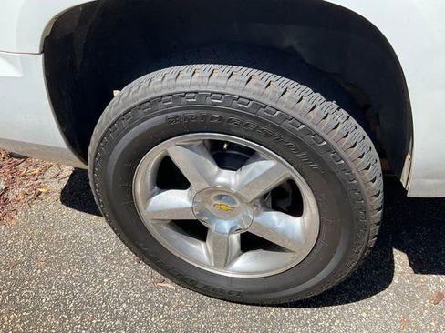 Used 2009 Chevrolet Tahoe LS image 12