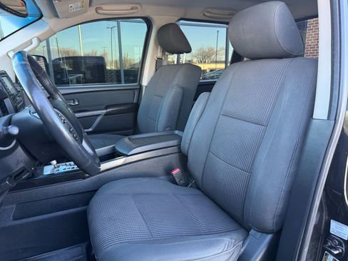 Used 2015 Nissan Titan SV w/ SV Value Truck Package image 19