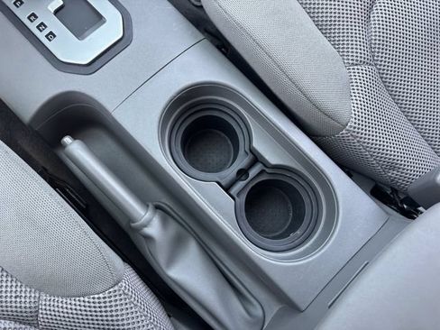 Used 2020 Nissan Frontier SV w/ Midnight Edition Floor Mats AWD/4WD image 26