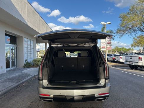 Used 2025 Cadillac Escalade ESV Premium Luxury w/ Touring Package image 45