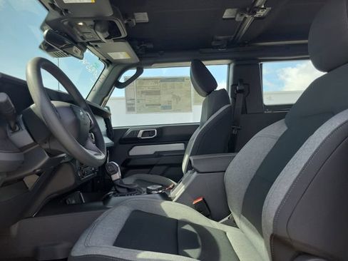 New 2026 Ford Bronco 2-Door AWD/4WD image 13