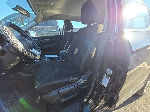 Used 2019 Nissan Rogue Sport S w/ Appearance Package image 7