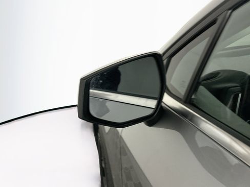 Used 2025 Kia Sportage LX image 16