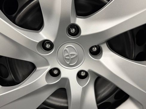 Certified 2025 Toyota RAV4 LE FWD image 17