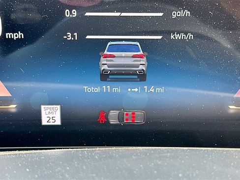 New 2026 BMW X5 xDrive50e w/ M Sport Package AWD/4WD image 9