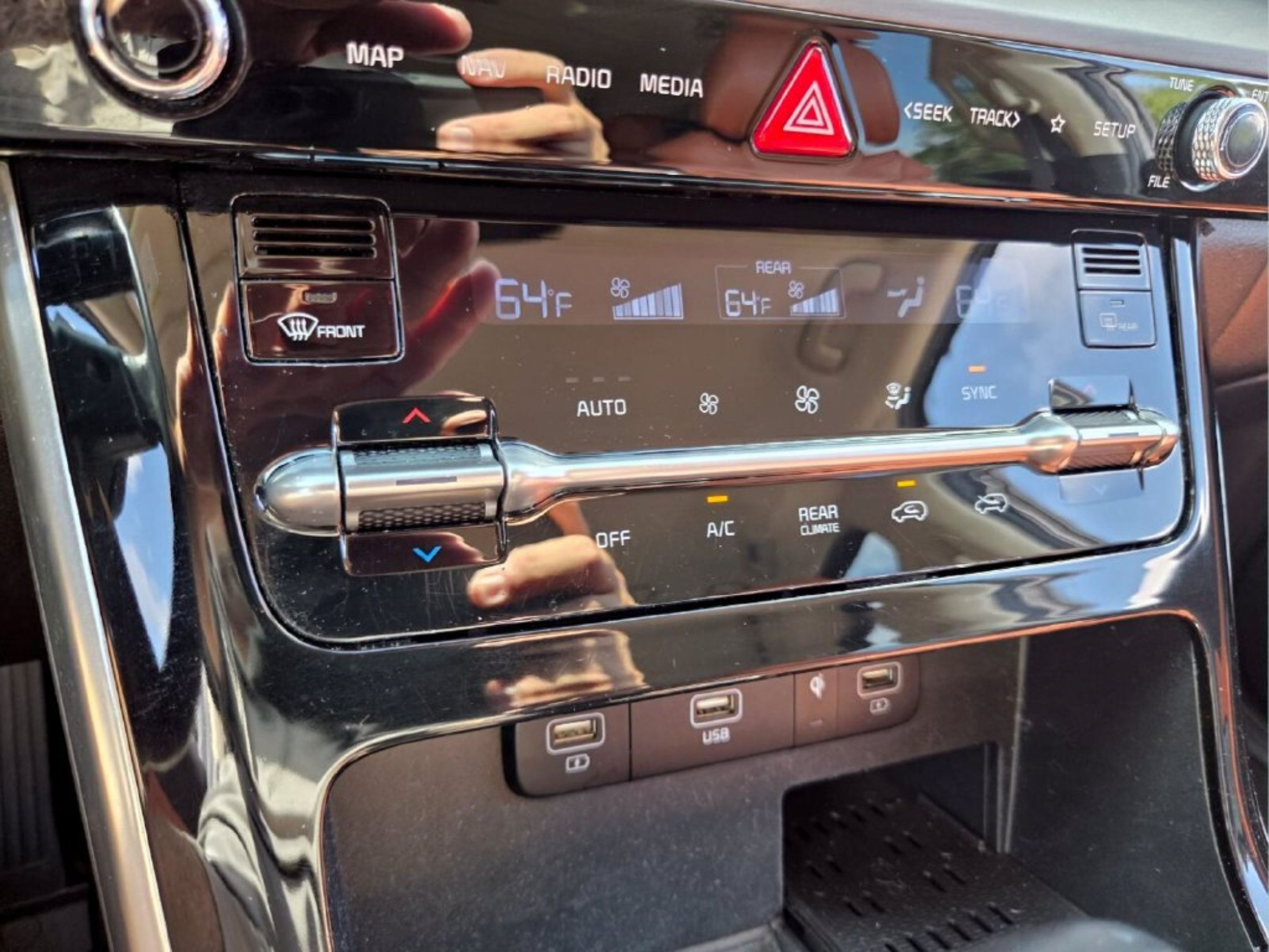 Used 2022 Kia Carnival SX FWD image 26