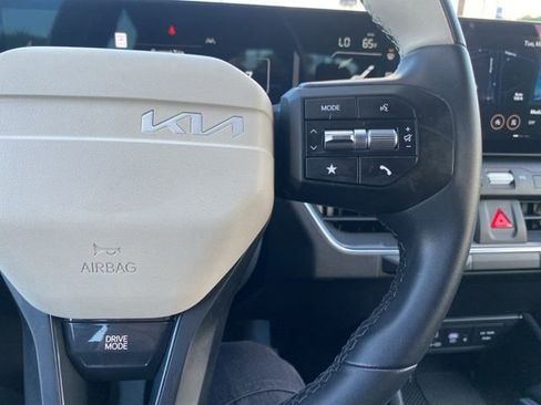 Used 2025 Kia K4 GT-Line FWD image 23