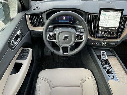 New 2026 Volvo XC60 T8 Plus w/ Protection Package Premier AWD/4WD image 5
