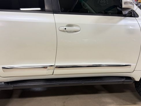 Used 2014 Toyota Land Cruiser AWD/4WD image 16