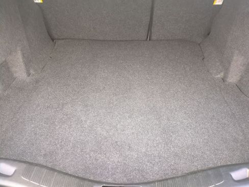 Used 2020 Ford Fusion SE image 32