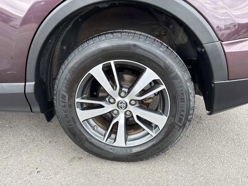 Used 2017 Toyota RAV4 XLE FWD image 31