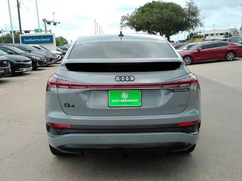 Used 2023 Audi Q4 e-tron Premium Plus w/ Premium Plus image 7