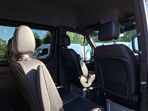 New 2025 Mercedes-Benz Sprinter 2500 image 7
