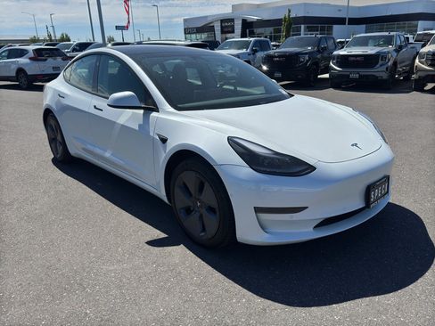 Used 2021 Tesla Model 3 Standard Range Plus RWD image 27
