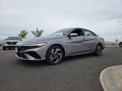 Certified 2025 Hyundai Elantra SEL