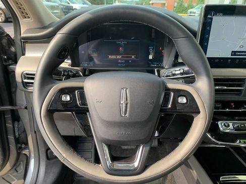 Used 2023 Lincoln Corsair AWD w/ Equipment Group 101A image 21