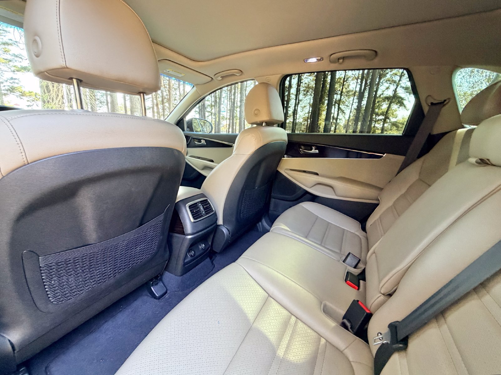Used 2020 Kia Sorento EX FWD image 14