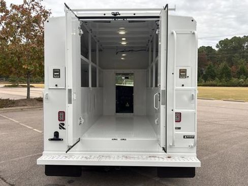 New 2025 Chevrolet Express 3500 w/ Power Convenience Package image 20