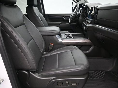 Used 2024 Chevrolet Silverado 2500 LTZ w/ LTZ Plus Package image 12