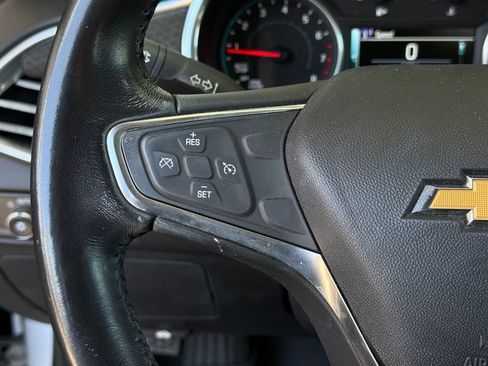 Used 2018 Chevrolet Malibu LT FWD image 21