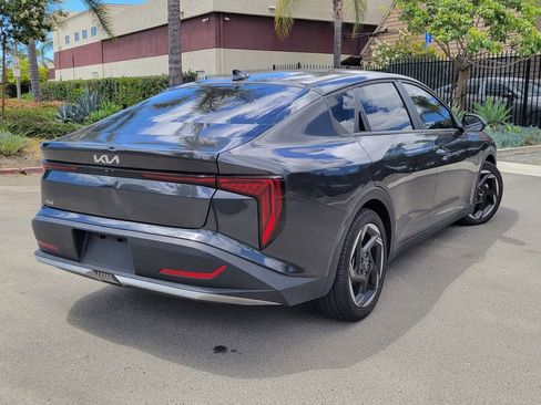 Used 2025 Kia K4 EX FWD image 3
