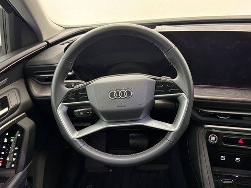 Certified 2025 Audi Q5 Premium w/ Premium Plus AWD/4WD image 17