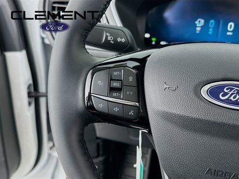 New 2025 Ford Escape SE w/ PHEV Premium Package image 15