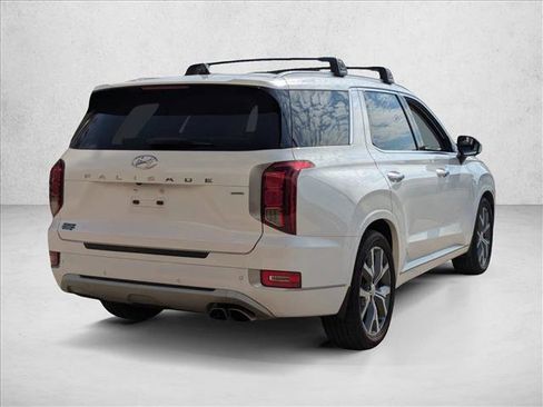 Used 2021 Hyundai Palisade Limited image 3