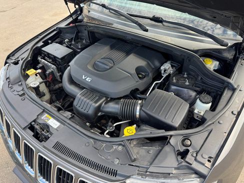 Used 2014 Jeep Grand Cherokee Limited AWD/4WD image 24