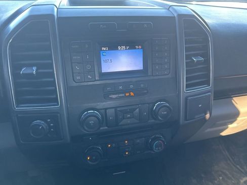 Used 2018 Ford F150 XLT image 19