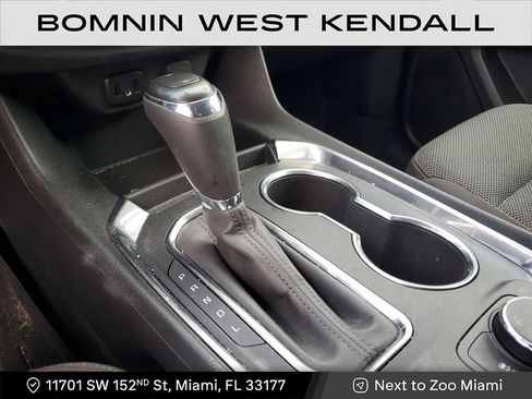 Used 2020 Chevrolet Traverse LS image 16