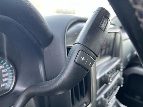 Certified 2018 Chevrolet Silverado 1500 LT image 19