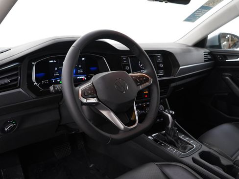 Used 2022 Volkswagen Jetta SE FWD image 23