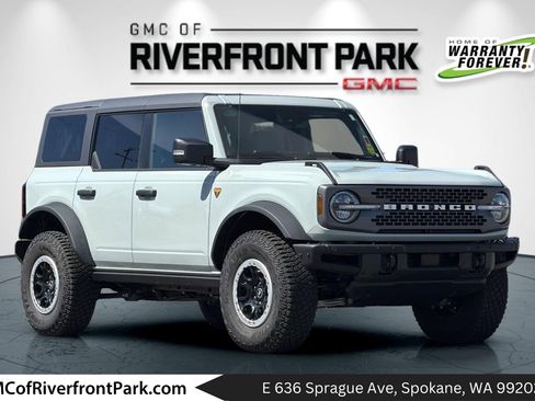 Used 2023 Ford Bronco Badlands AWD/4WD image 1