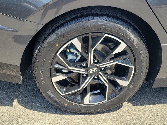 Used 2024 Hyundai Sonata SEL FWD image 28
