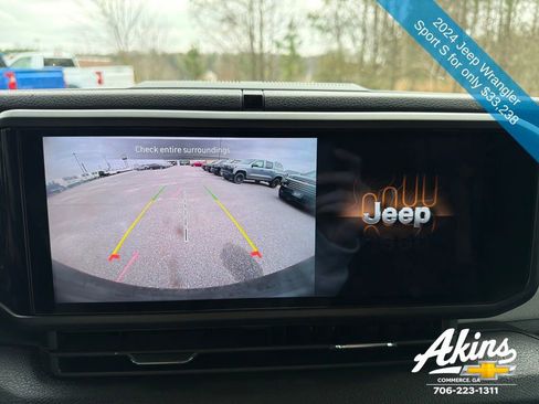 Used 2024 Jeep Wrangler Unlimited Sport AWD/4WD image 21