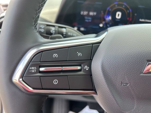 New 2026 Chevrolet Equinox LT FWD image 17