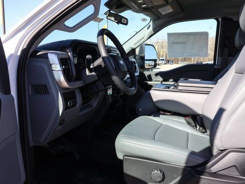 New 2024 Ford F550 4x4 SuperCab Super Duty image 24