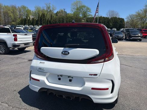 Used 2020 Kia Soul GT-Line Turbo FWD image 4