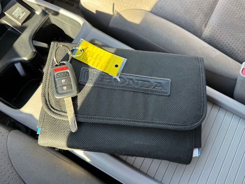 Used 2014 Honda CR-V EX image 33