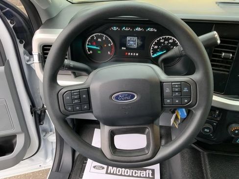 Used 2024 Ford F550 4x4 Crew Cab Super Duty image 16