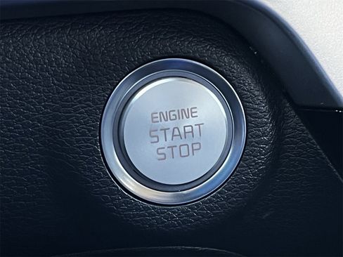 Used 2024 Kia Telluride LX image 19